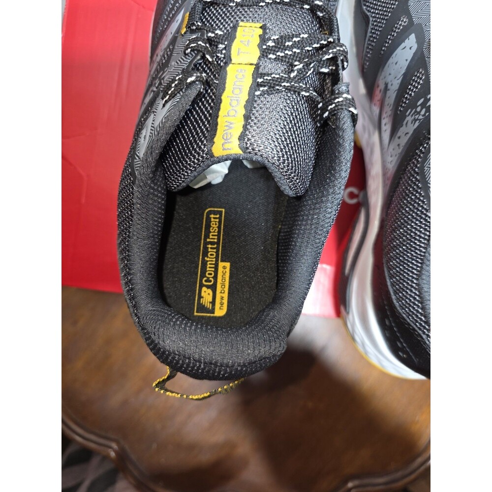 New Balance 410v8 Trail Running Shoes Mens 11.5 4E Extra Wide Gray Black NIB - Picture 7 of 10